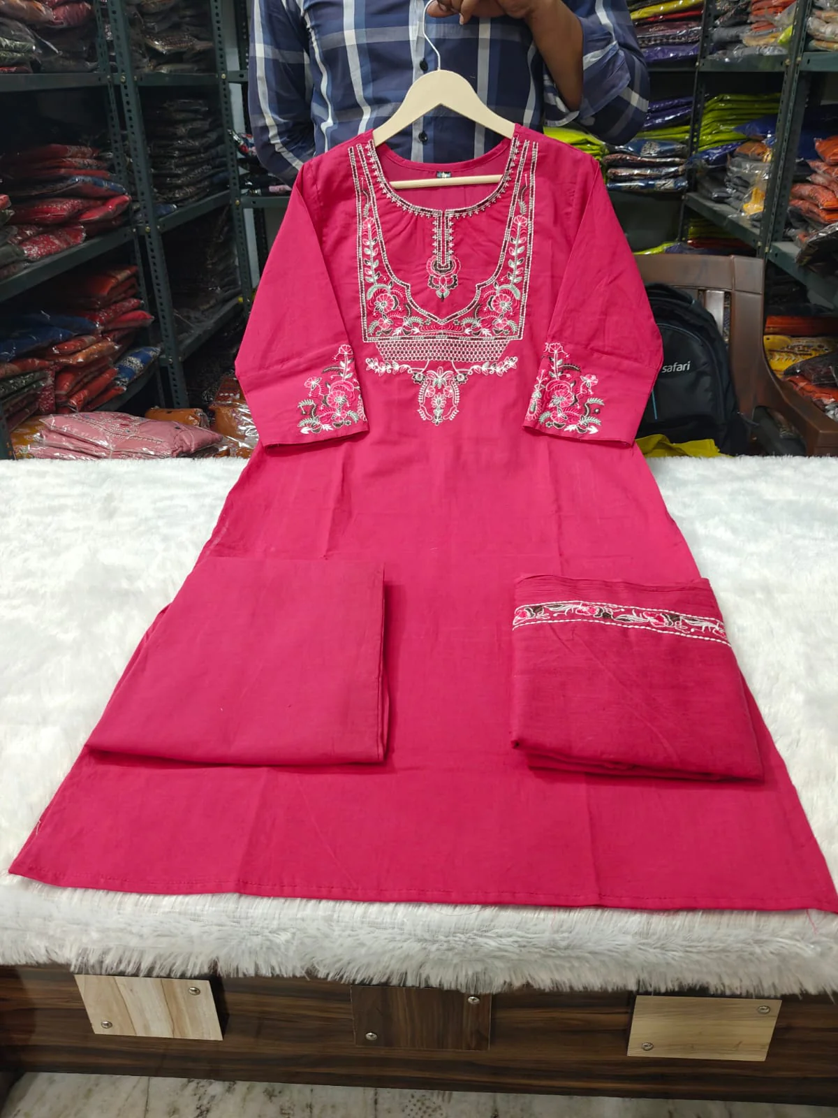 Pink Embroidered Cotton Kurta Pant Dupatta Set - Image 3